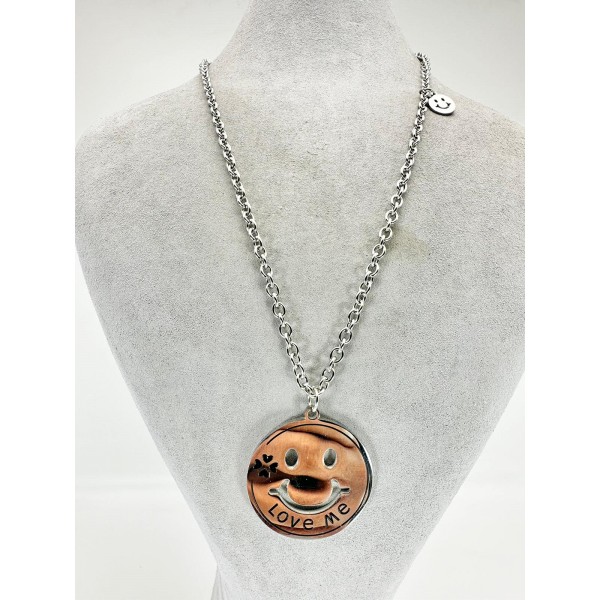 Gümüş Gülen Yüz Detaylı Kolye